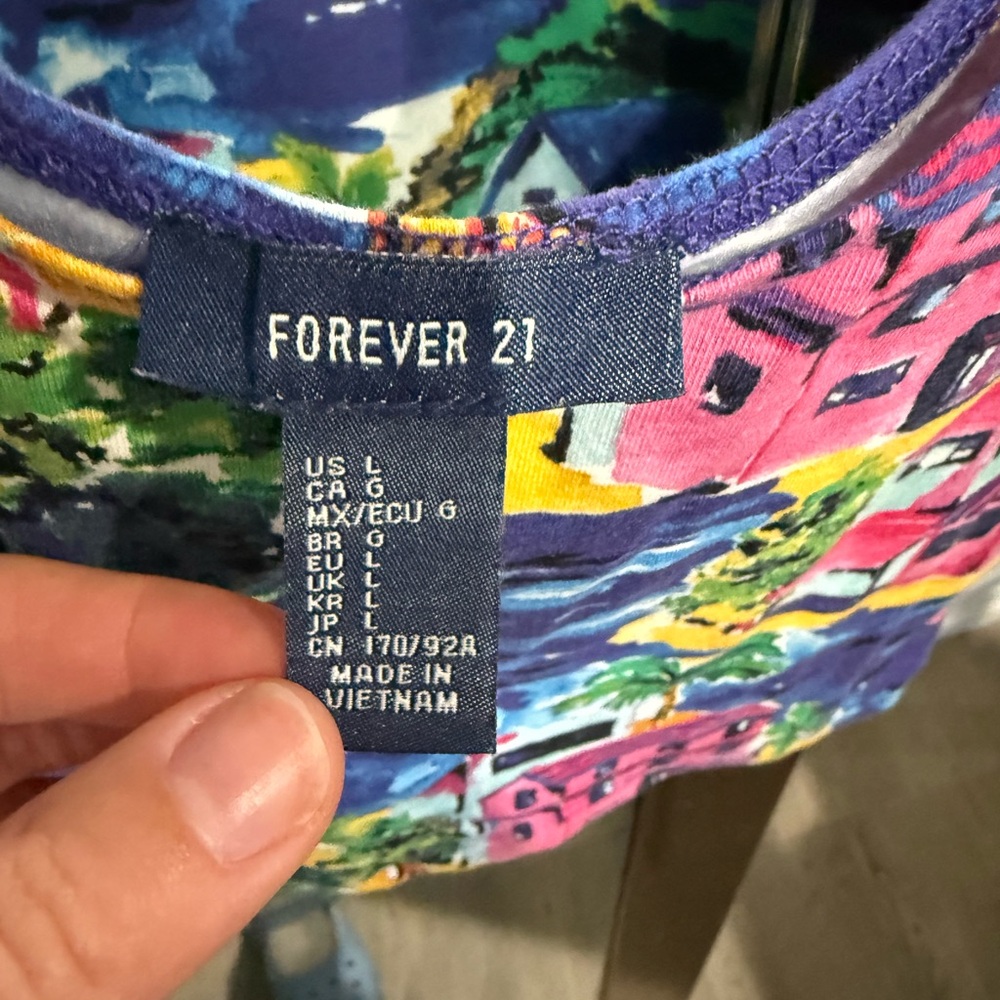 Forever 21 Multicolor Graphic Crop Top - Picture 3 of 6